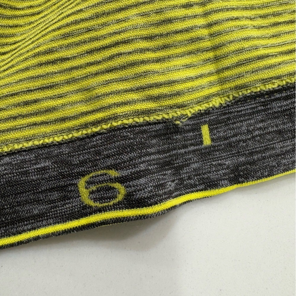 Lululemon Swiftly Tech Short Sleeve 2.0 Sonic Yellow Size 6 - Picture 13 of 13